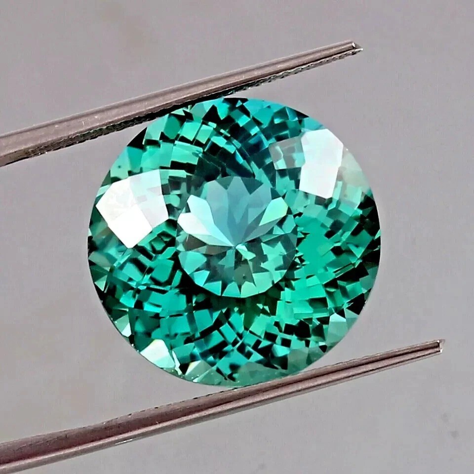 Superb Green Parti Sapphire Round Cut 11-13 Ct Natural Loose Certified Gemstone