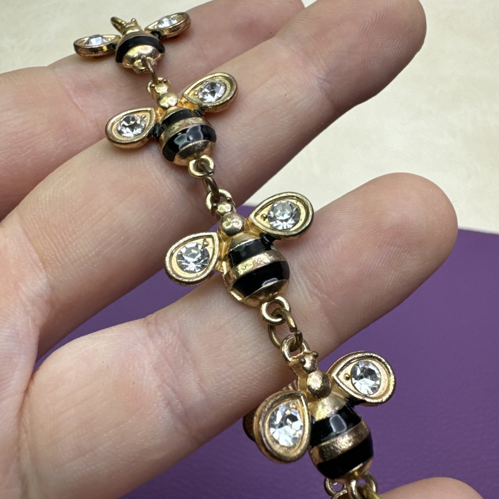 Bees Chain Bracelet Gold Tone Rhinestone Wings Black Enamel Lobster Clasp 7.5″