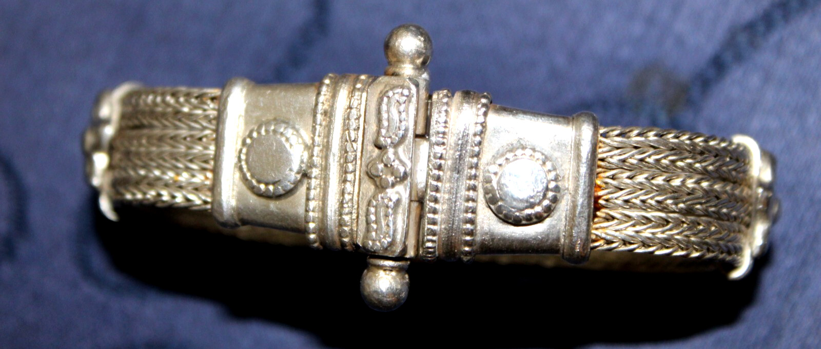 BALI ARTISAN DESAK SUARTI WOVEN 900 SILVER STAITON SCREW CLASP BRACELET 46g
