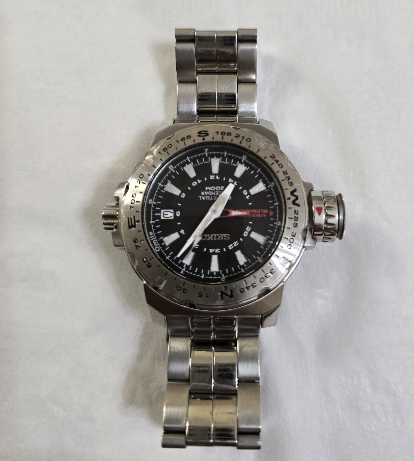 Men’s Seiko 8F56-00J0 Marker Perpetual Calender 42mm Rotating Bezel Compass