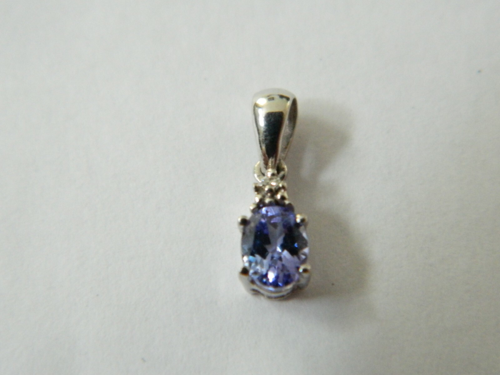 1Ok SOLID WHITE GOLD CHARM / PENDANT Jewelry