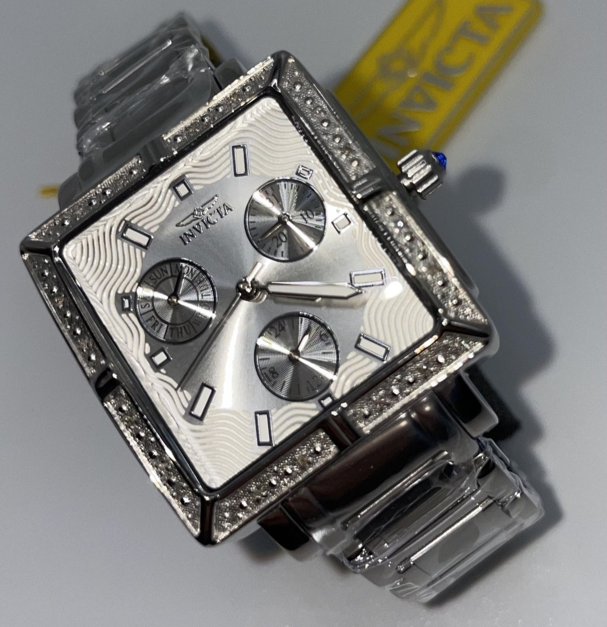 Invicta Wildflower 0.07 Carat Diamond Women’s Watch – 32.6mm, Steel (5377)