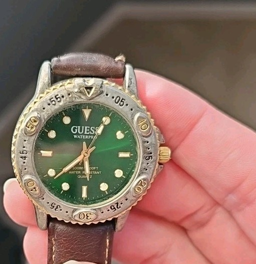 Guess Green Face Vtg Ladies Watch Not Tested Band Leather Stamped Parts WaterPro