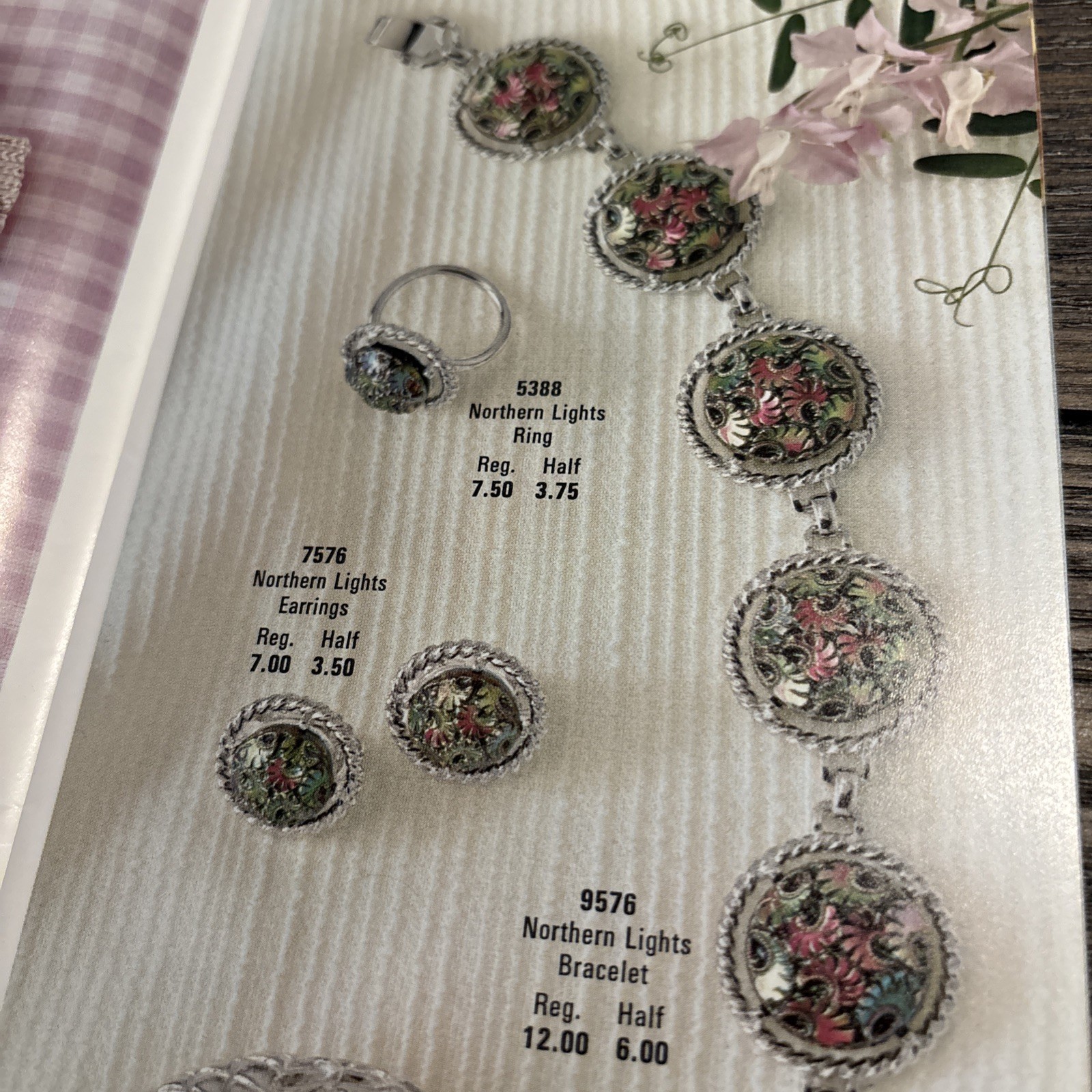 Vintage Spring/Summer 1973 Sarah Coventry Fashion Jewelry Catalog Necklaces