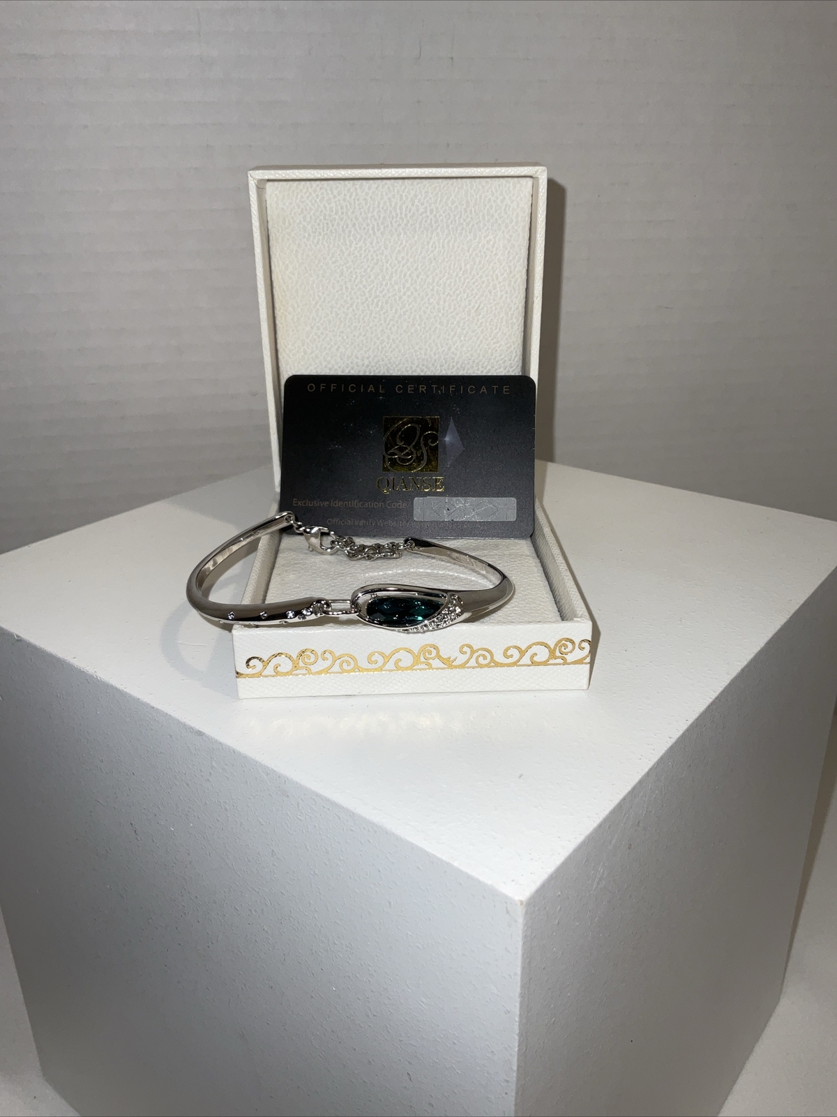 Qianse Silver and aqua blue rhinestone bracelet 8 inch