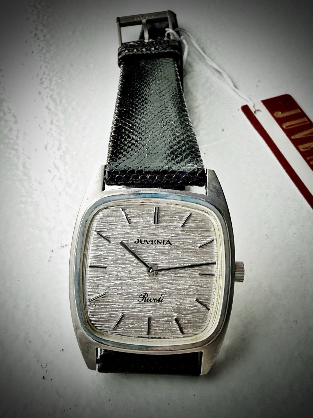 Rare Vintage JUVENIA Rivoli 9058ER Mechanical Watch Swiss Old Stock Brand New