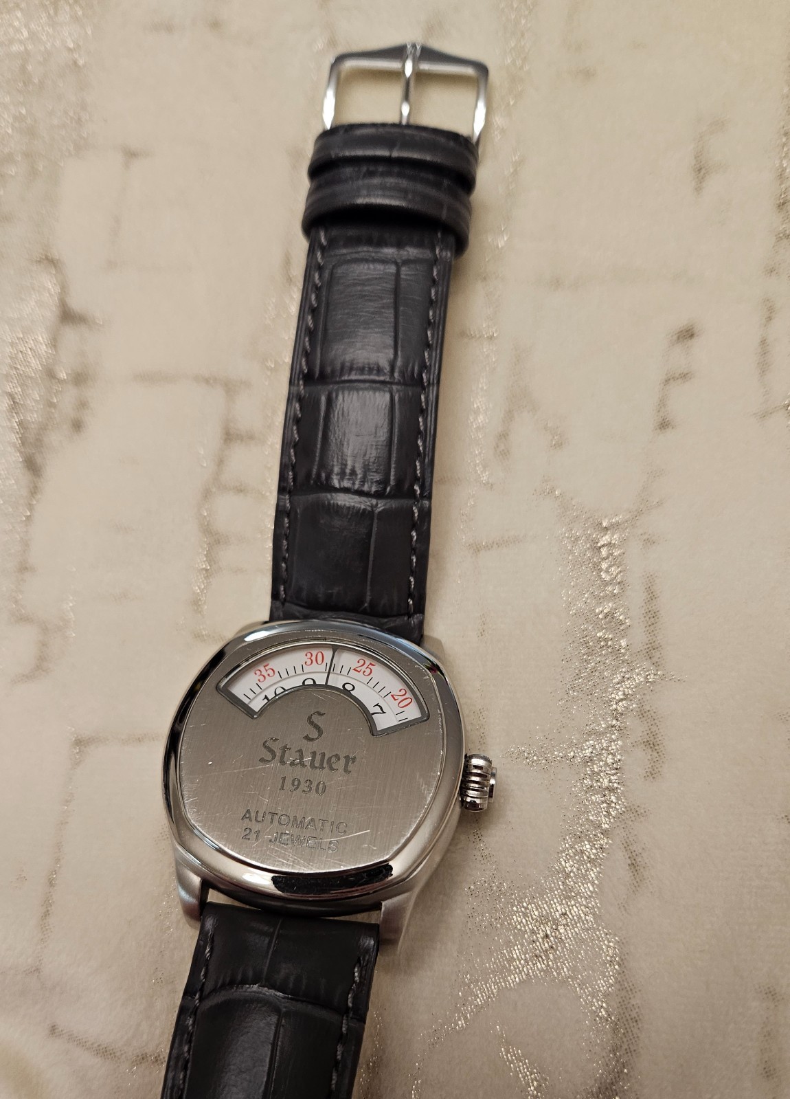 stauer mens automatic 1930 Dashtronic watch