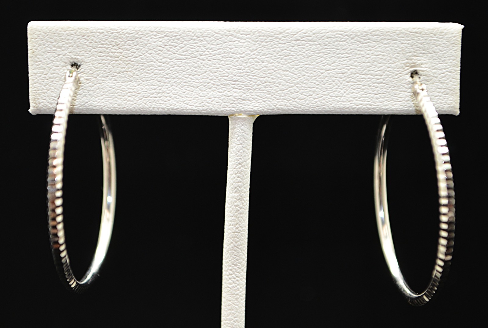 Sterling Silver Cute Round Etched Hoop Earrings #FMH339