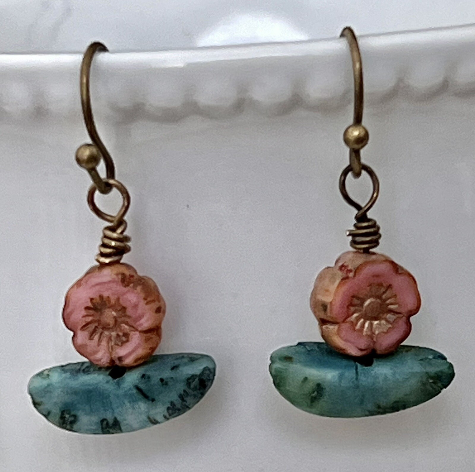 Little Bronze Dusty Rose Flower Czech Picasso Glass Beads. Bloom. Boho Chic