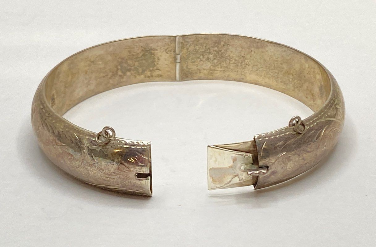 Sterling Silver 925 Engraved Floral Hinged Bangle Bracelet 7″ Vintage 22.4g