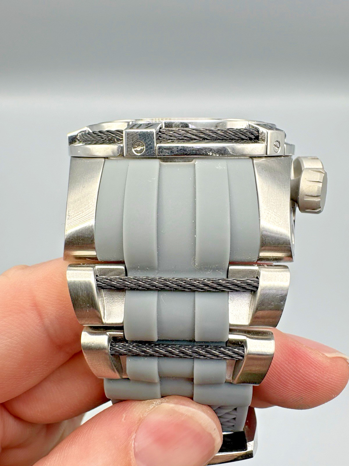 Invicta Bolt Zeus 19725 Men’s Watch 53mm IM-Q-002 *Pre-Owned* FREE SHIPPING