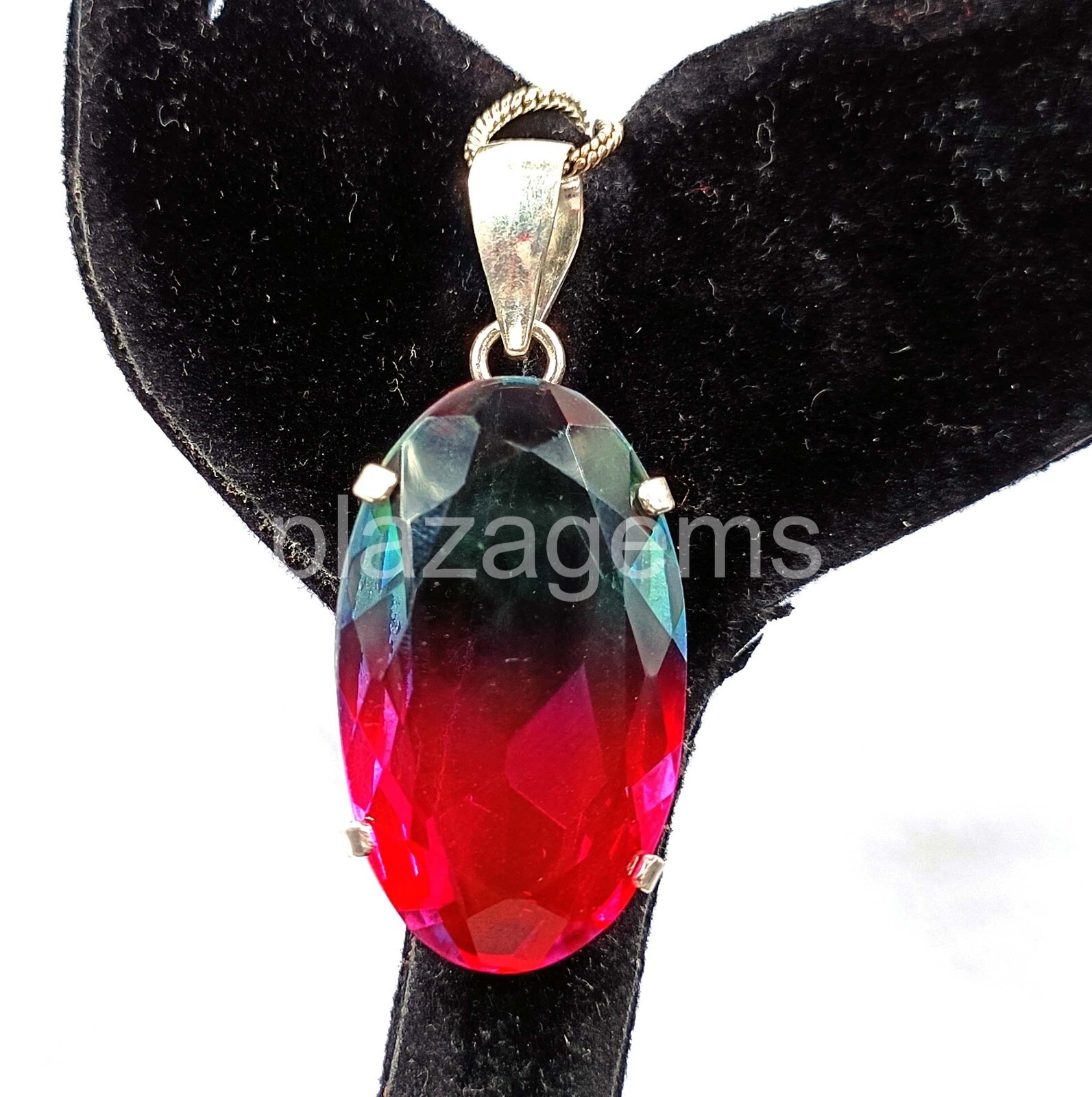 68.50 Ct Oval Cut Bi-Color Pendant 925 Strealing Silver EGL 4RDR