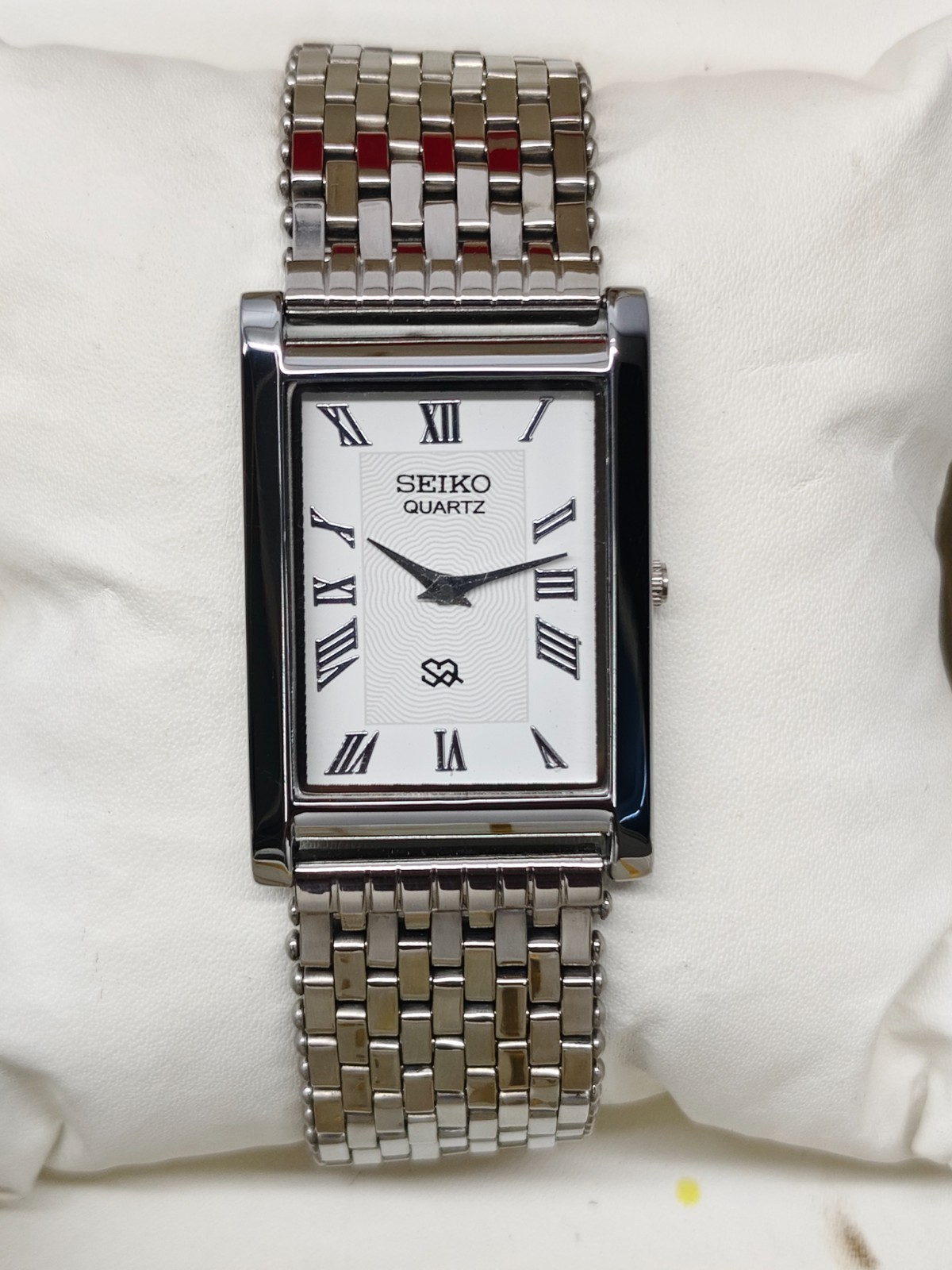 Vintage Refurbished Seiko Slim Tank White Quartz Japan Men s Wrist Watch