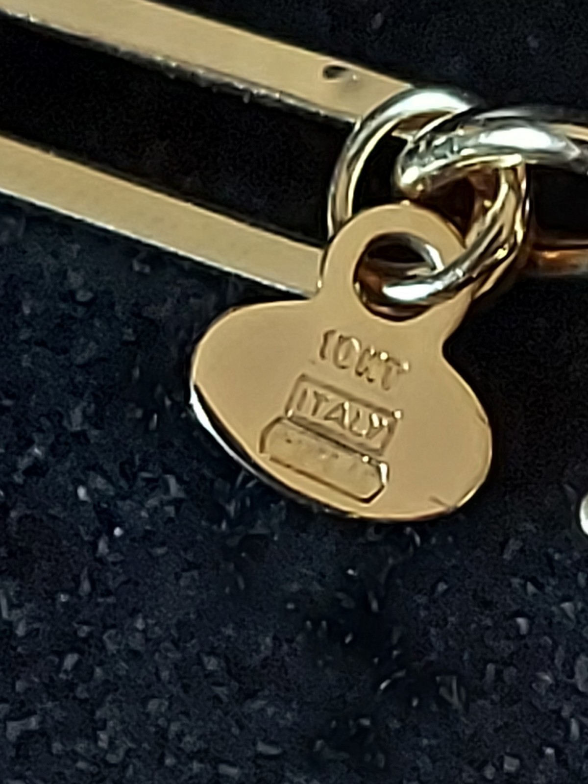 10k YG Paper Clip Made In ITA. 7″ Hollow Bracelet Approx 1.4″Gm” MSRP $360.00