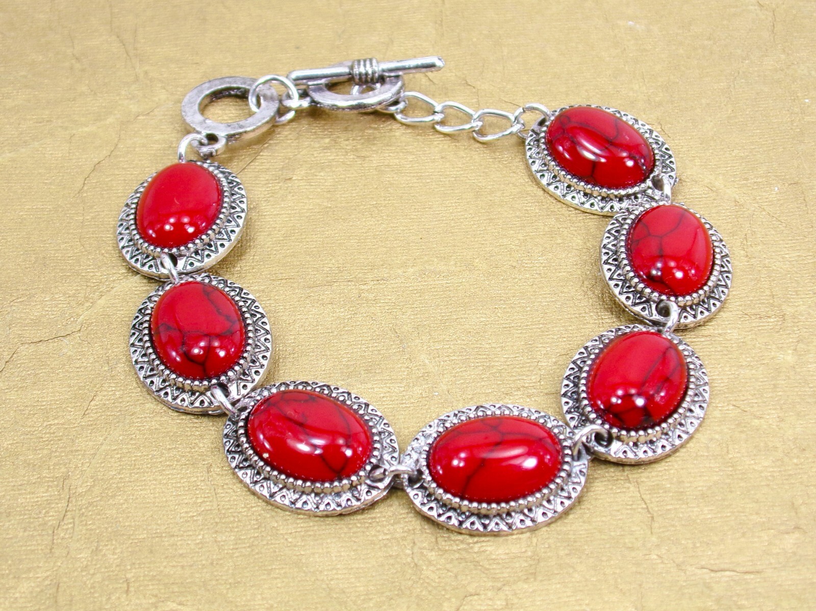 Red oval bead link bracelet with cabachon beads oval textured links 7.5″ New