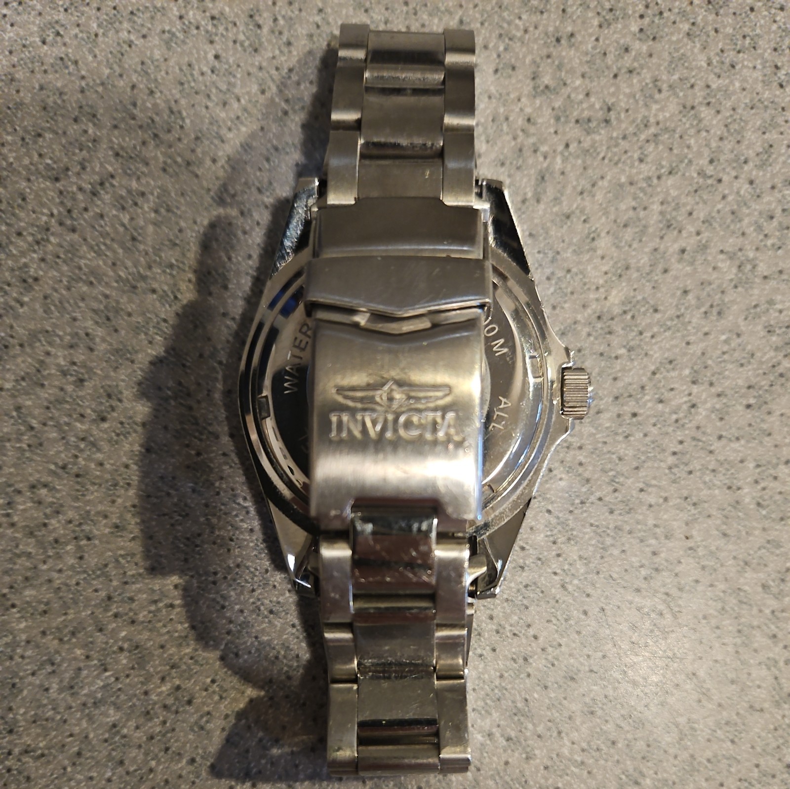Invicta Pro Diver 8932OB Wristwatch for Men Needs Battery