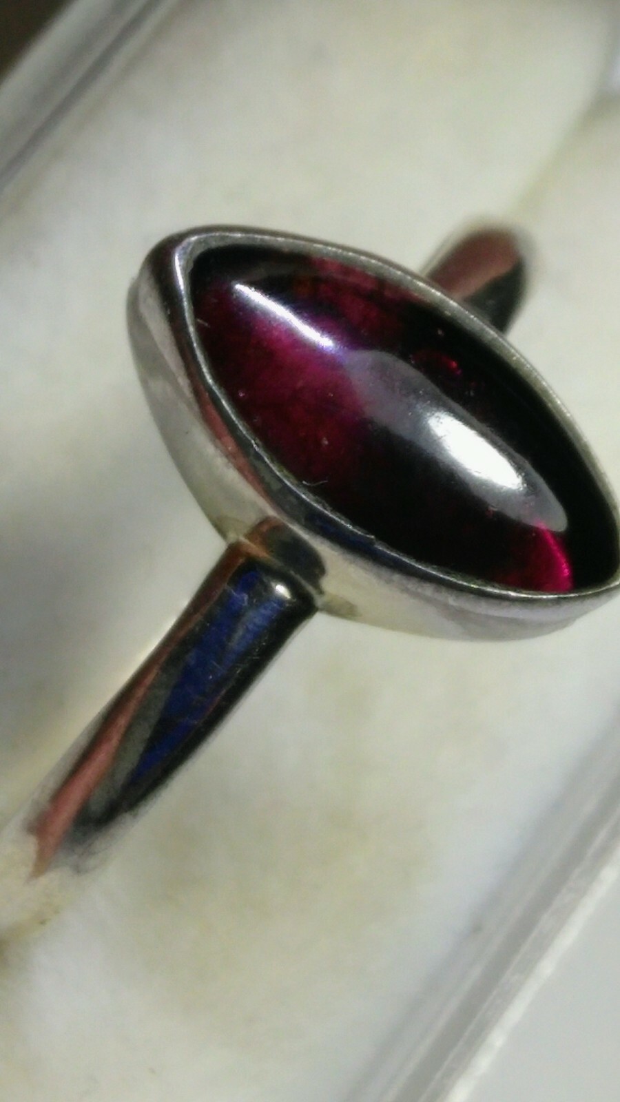 LOVELY UNTREATED NATURAL GARNET IN STERLING SILVER RING SIZE 9.0-9.25