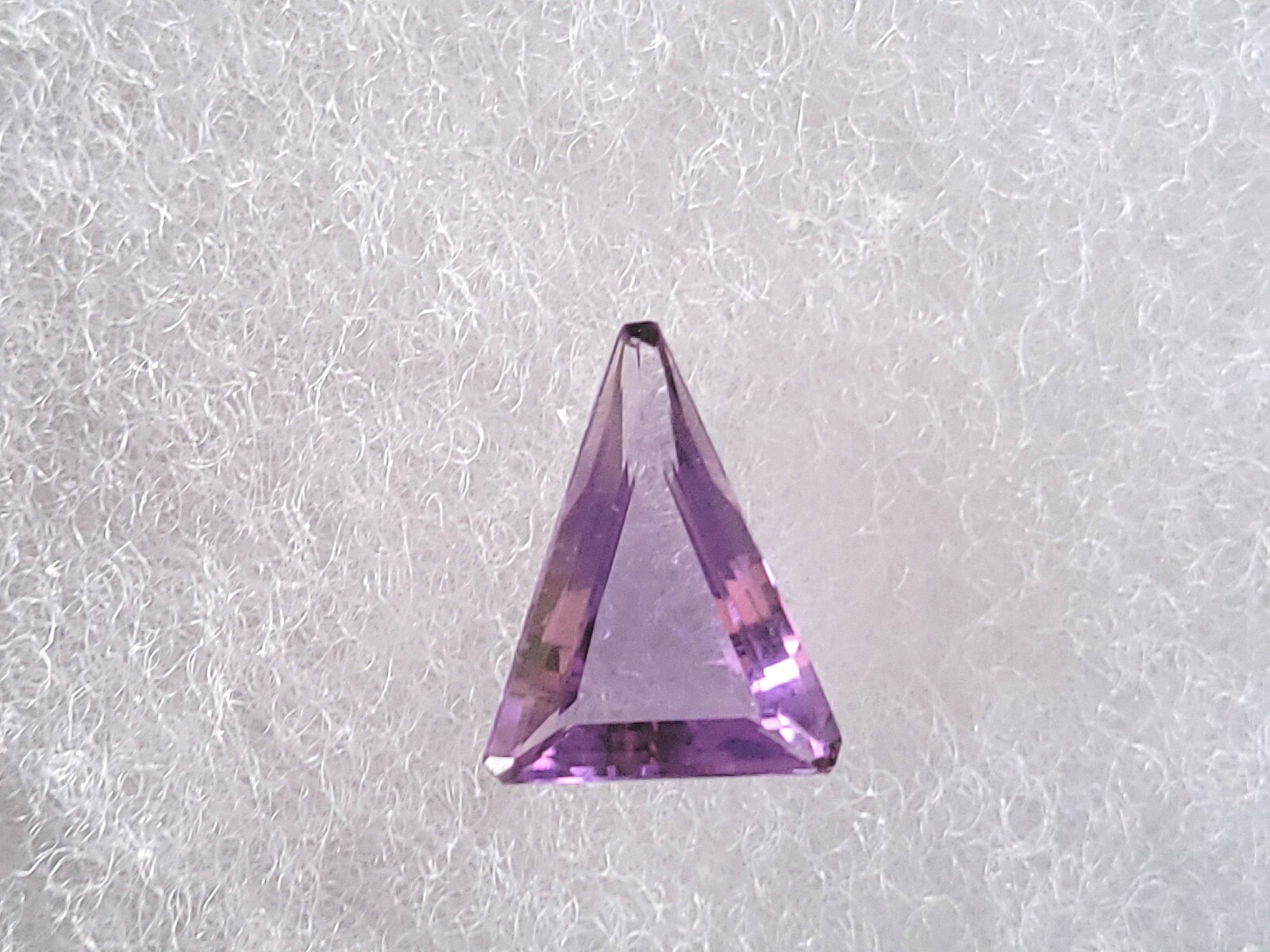 KITE SHAPE LOOSE AMETHYST LOOSE GEMSTONE 18.5 X 14 X 6 MM 1.2 GRAMS