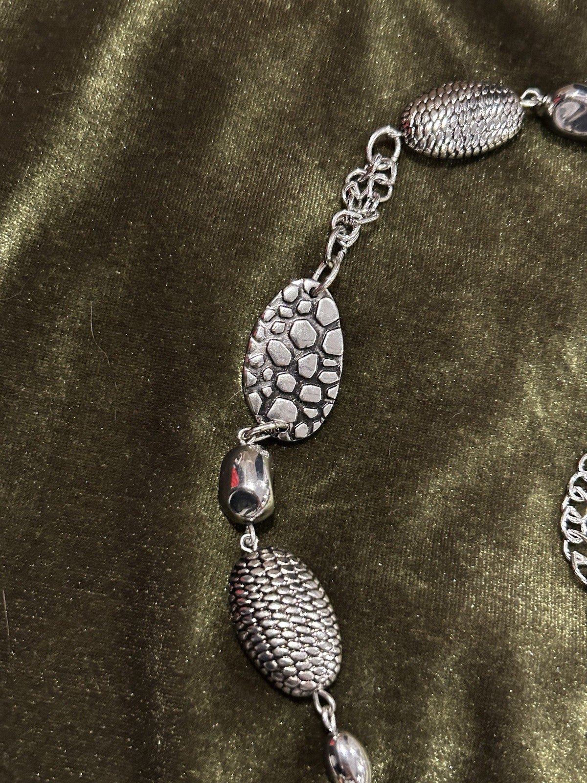 Chico’s Silver Tone Cable Chain Necklace Crystal Beads Adjustable Lobster