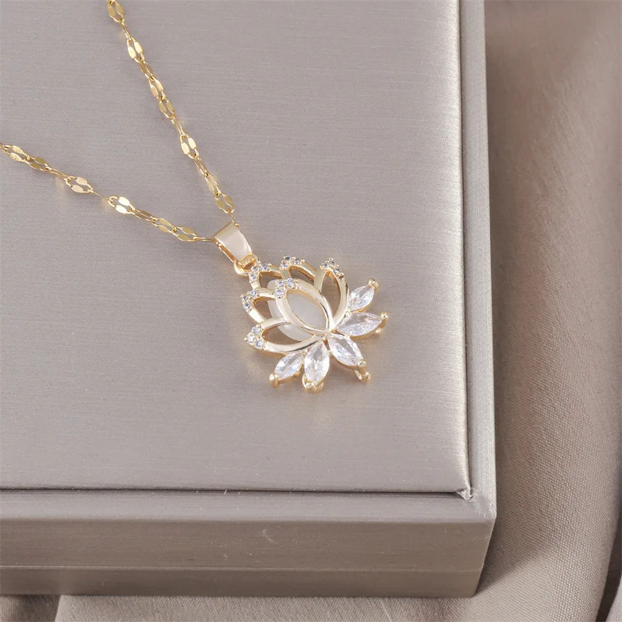 1 PC High-quality 18k Gold Electroplated Fashion Cat’s Eye Stone Lotus Necklace