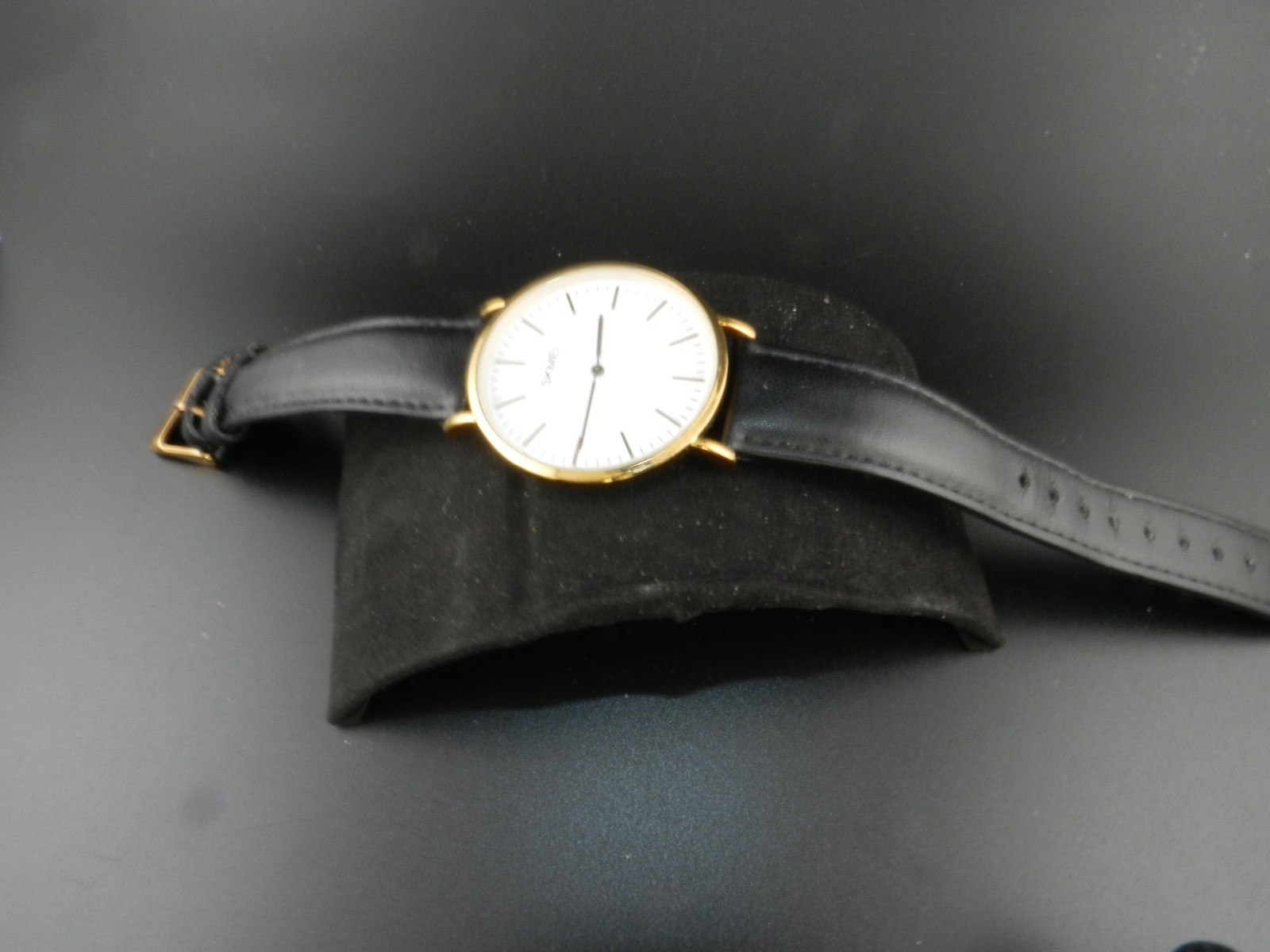 SKMEI 1181 Simple Business Gold and black leather