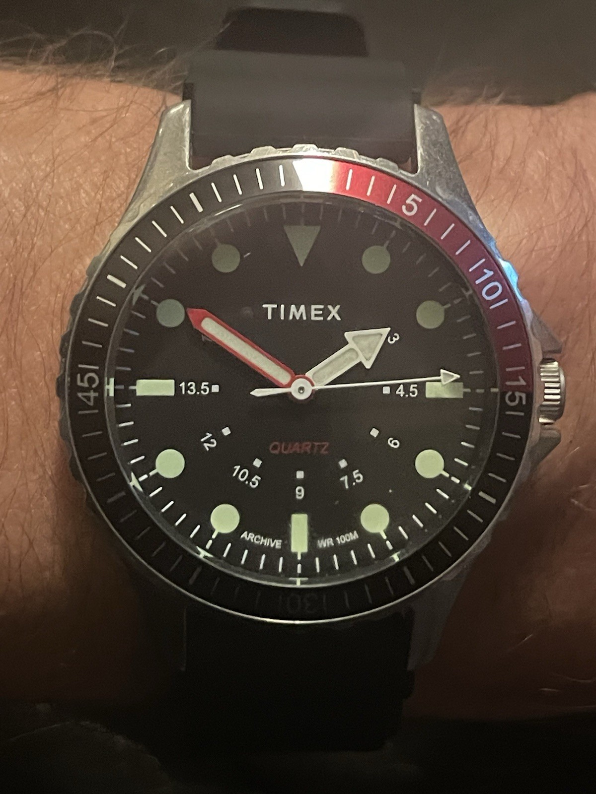 Timex Archive Navi Depth TW2T56300 Quartz Diver 38mm New Battery Excellent w Box