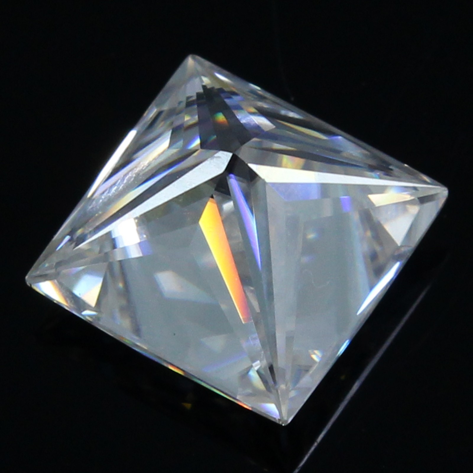 Natural 1.75 Ct Certified DE Color VVS1 Excellent 7.00 MM Princess White Diamond