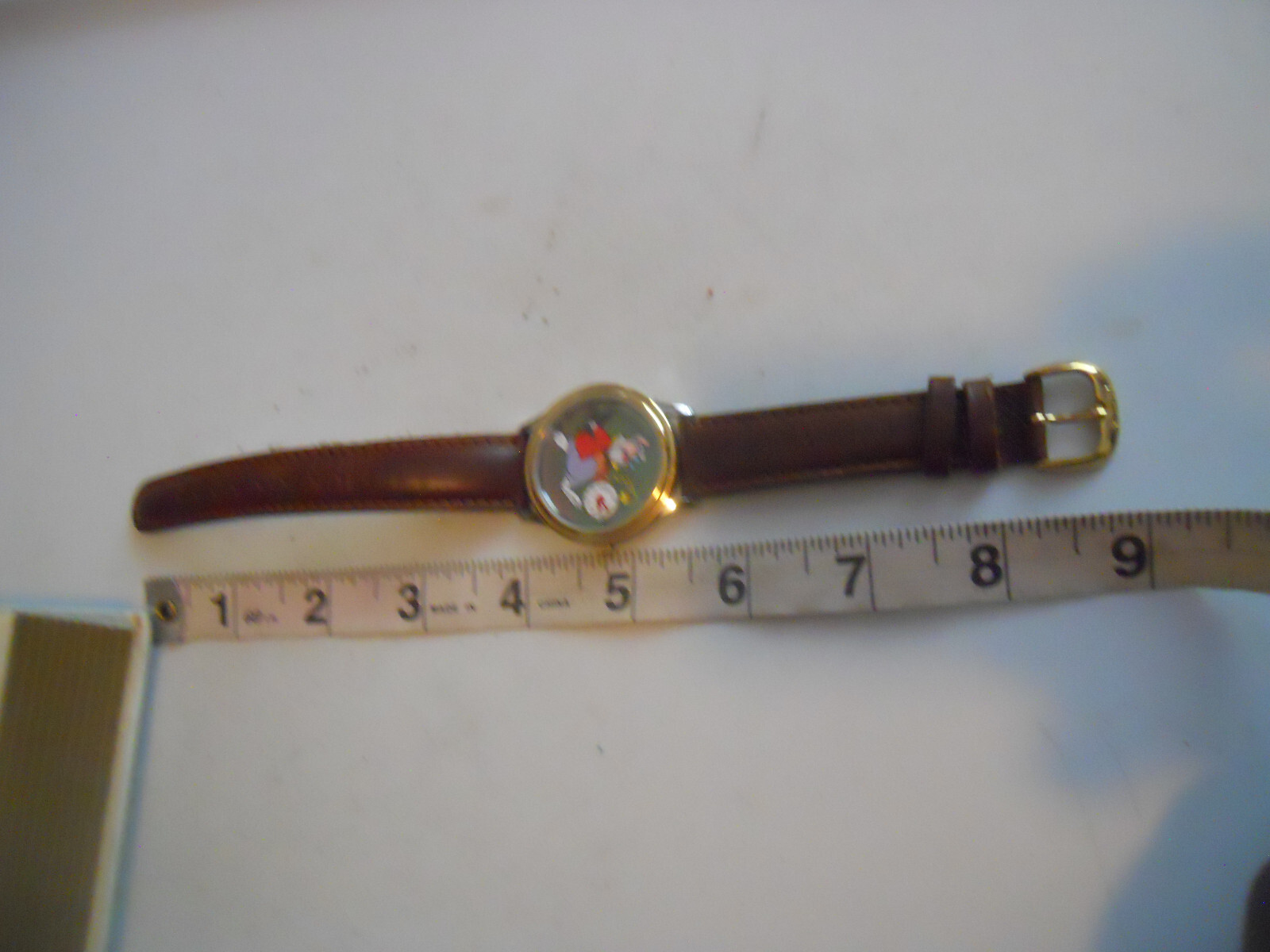 Alice in wonderland men’s leather band.Analog,Quartz & battery watch.3602/7500