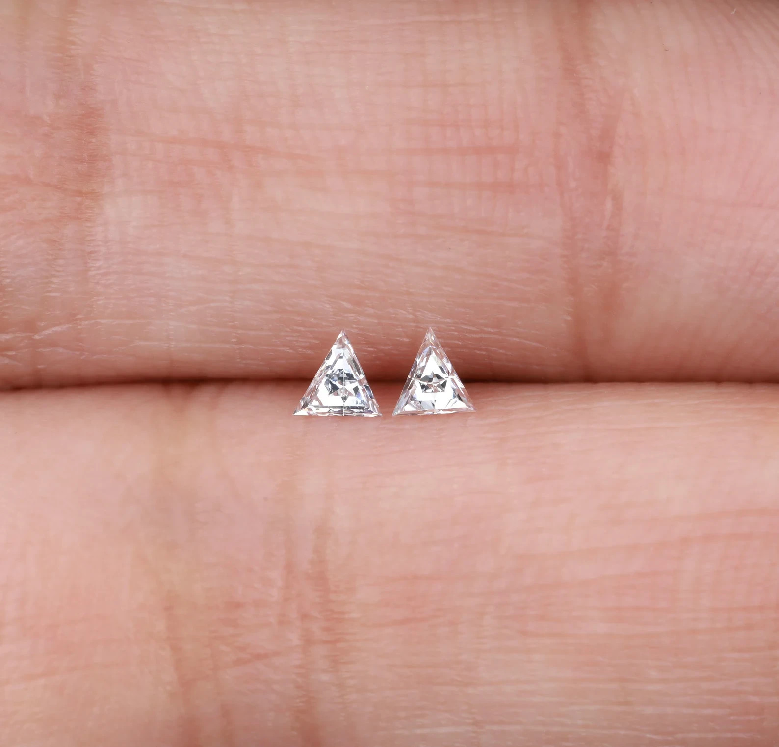 1.30 CT Natural White Diamond Triangle Cut VVS1 D Grade IDGL Certified F2