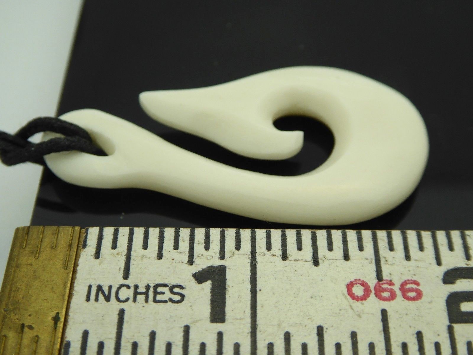 Maori Fish Hook Hei-Matau Water Buffalo Bone Hand Carved Pendant Necklace Cord