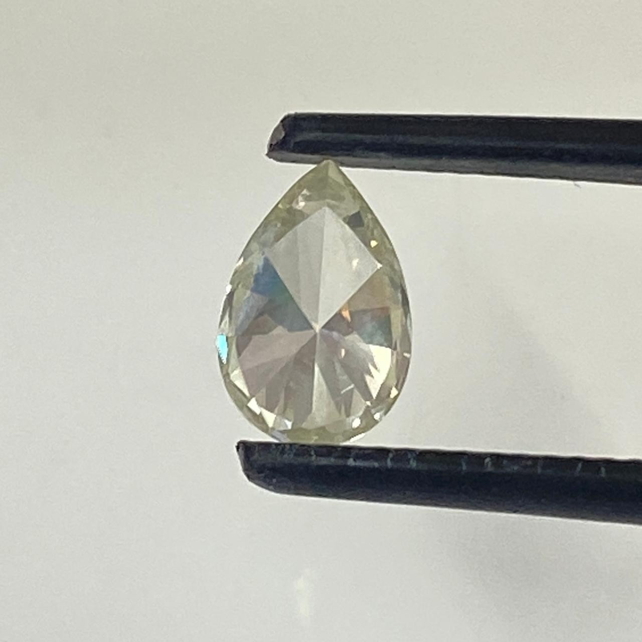 1.08ct 8.90×5.80×3.60mm Natural Fancy Loose Pear Rare Diamond VS Purity