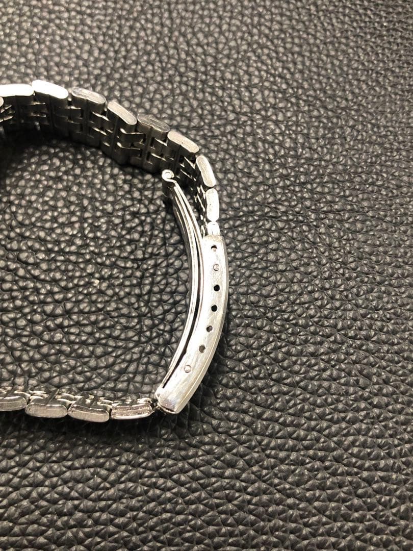SEIKO Automatic 17 Jewels Ladies Watch Silver Runs 25.5mm Vintage Japan