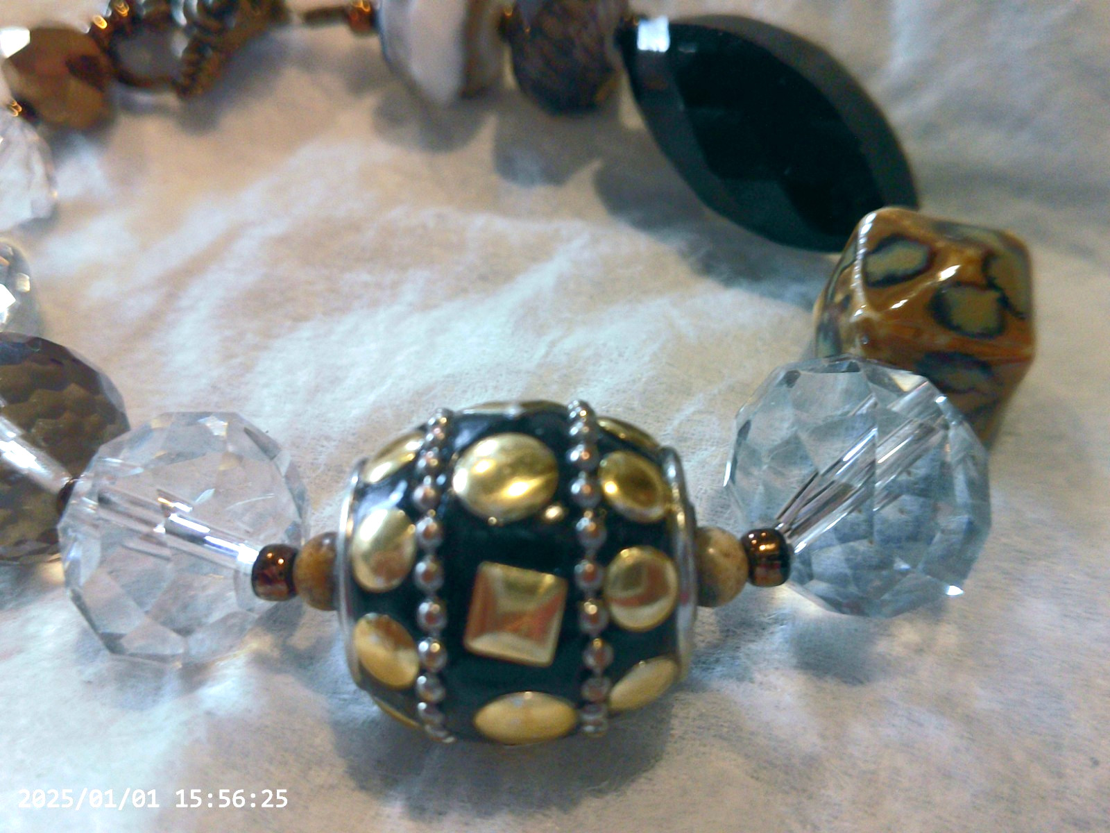 A Lot of 3 Beautiful Stretch Bracelets ( please read )