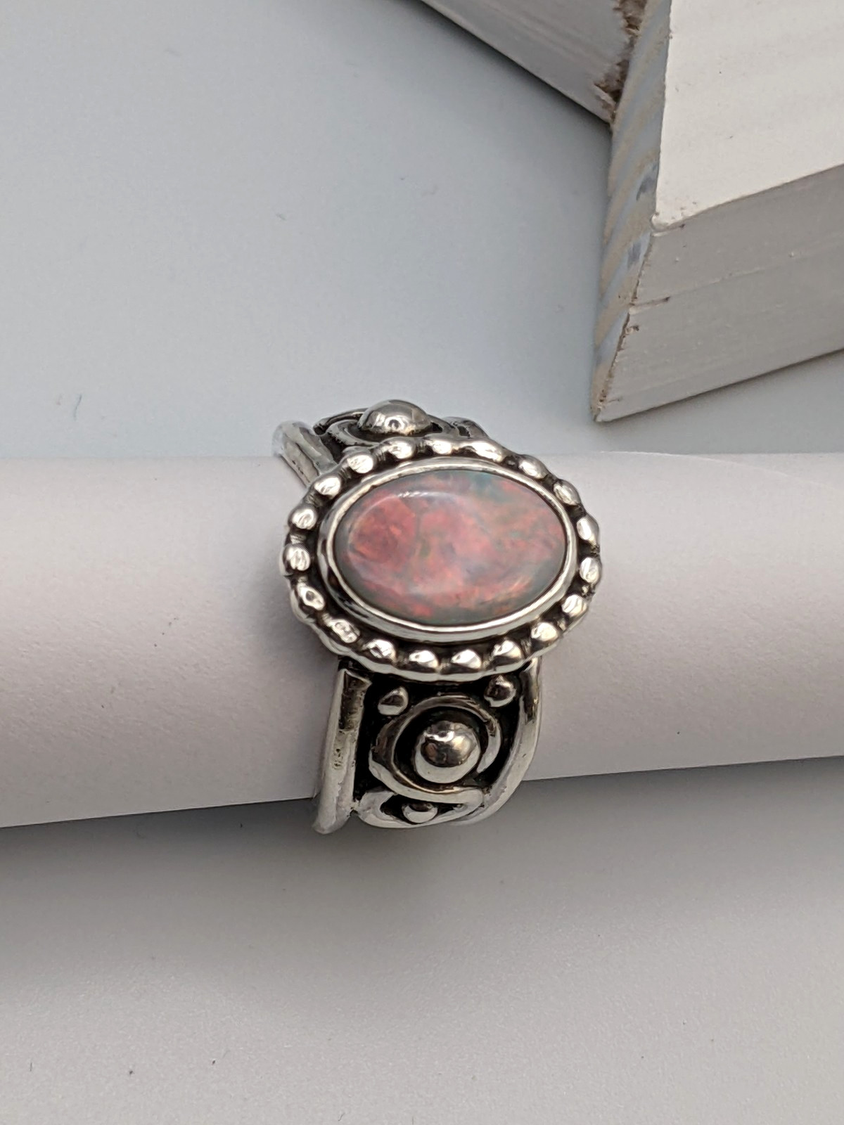 Sterling Silver Ring with Natural Australian coober pedy Opal Size 7 1/2