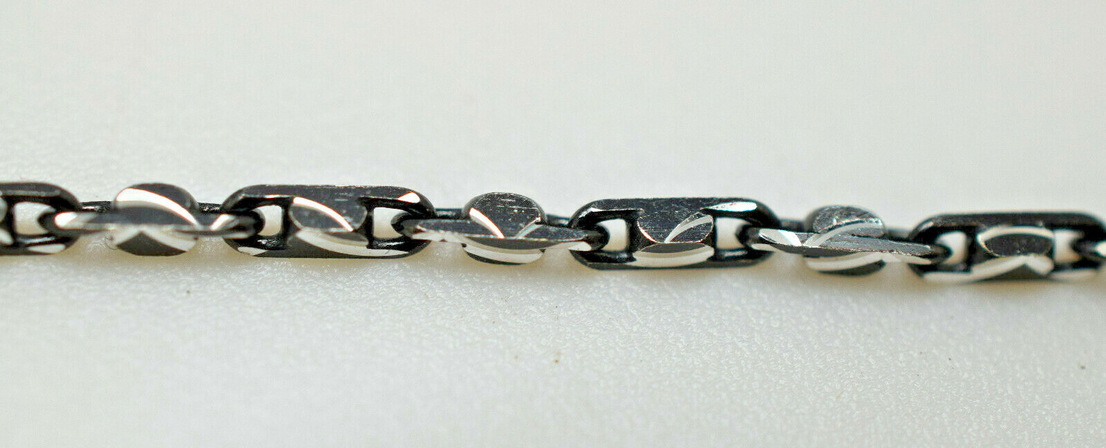 Ruthenium Diamond Cut Square Baht 1.8mm Chain 16″ and 18″