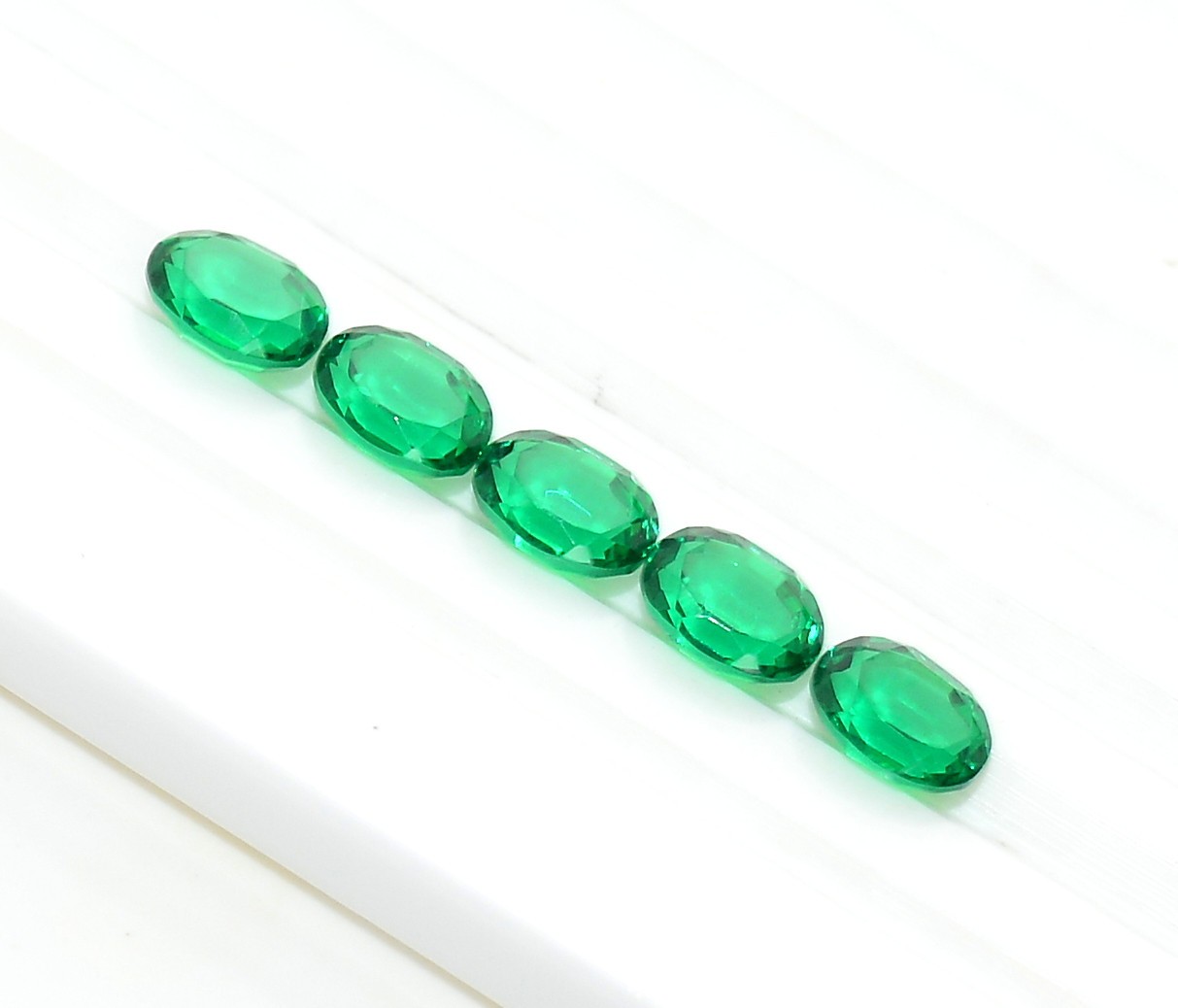 6×4 mm To 12×10 mm Emerald Color Lab Grown Oval Cut 01 Pcs Only Loose Gemstone