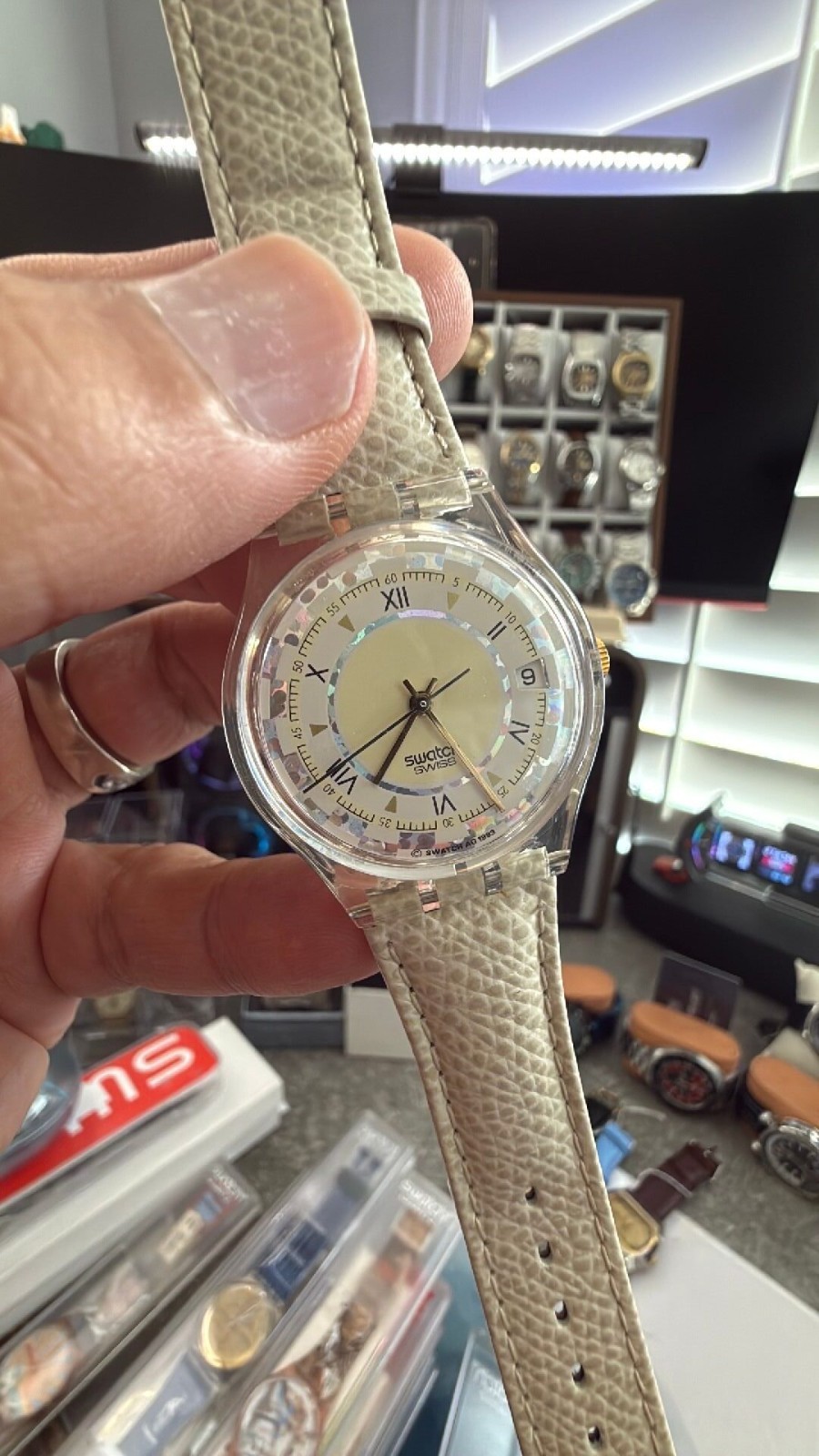 Swatch Feathers GK403 Standard Gent 1990s Swiss Quartz Watch NOS Unworn Leather
