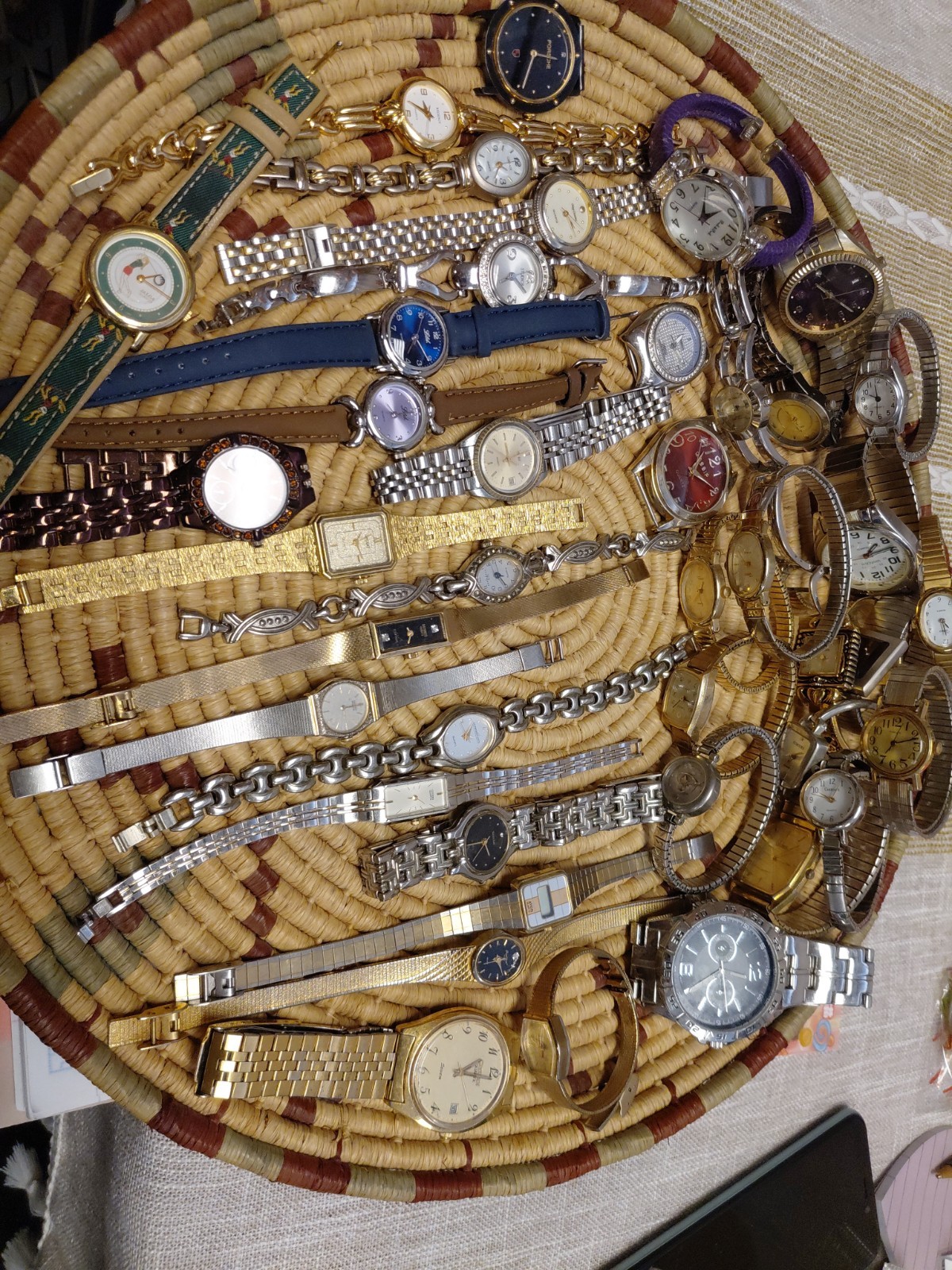 Watch Time Piece Wristwatch Lot Variety Citizen,timex,consort,seiko,armitron Etc