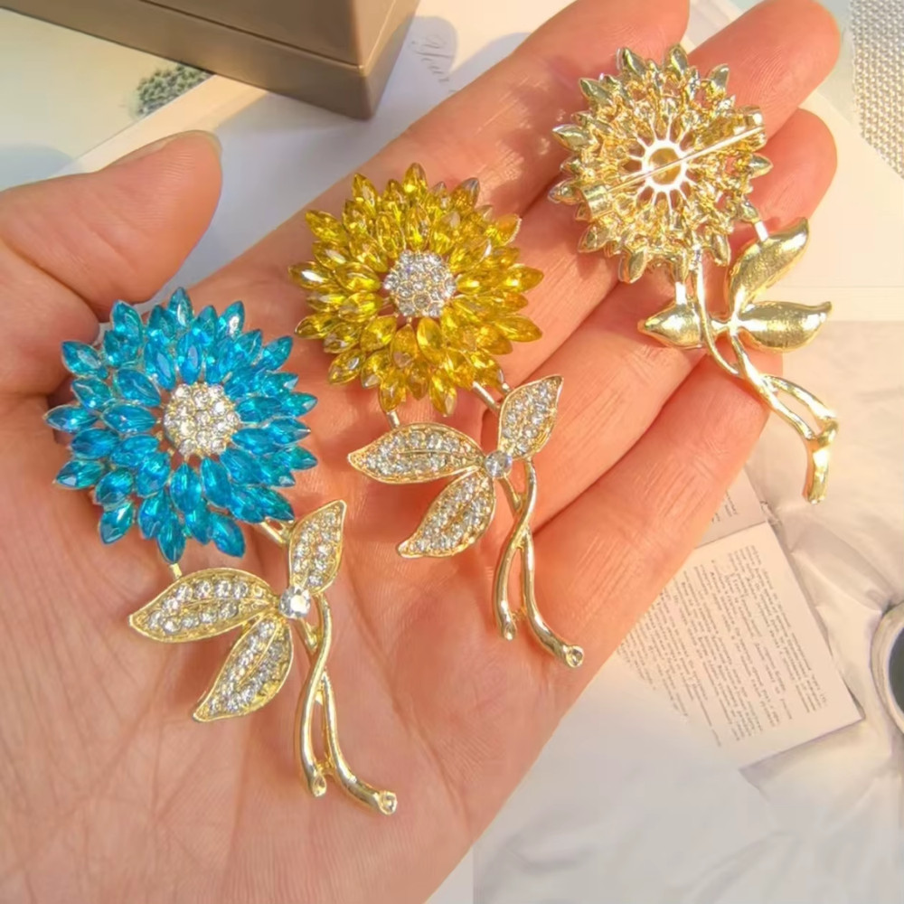 Sparkly Yellow Sunflower Brooch Rhinestone Crystal Gold Flower Pin Jewelry Gift