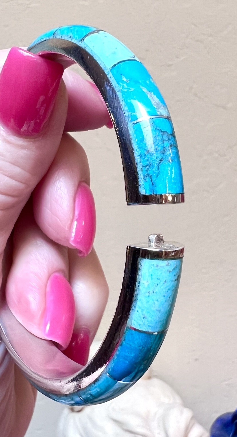 LOVELY Jay King, Desert Rose Trading Sterling Silver & Turquoise Inlay Bracelet