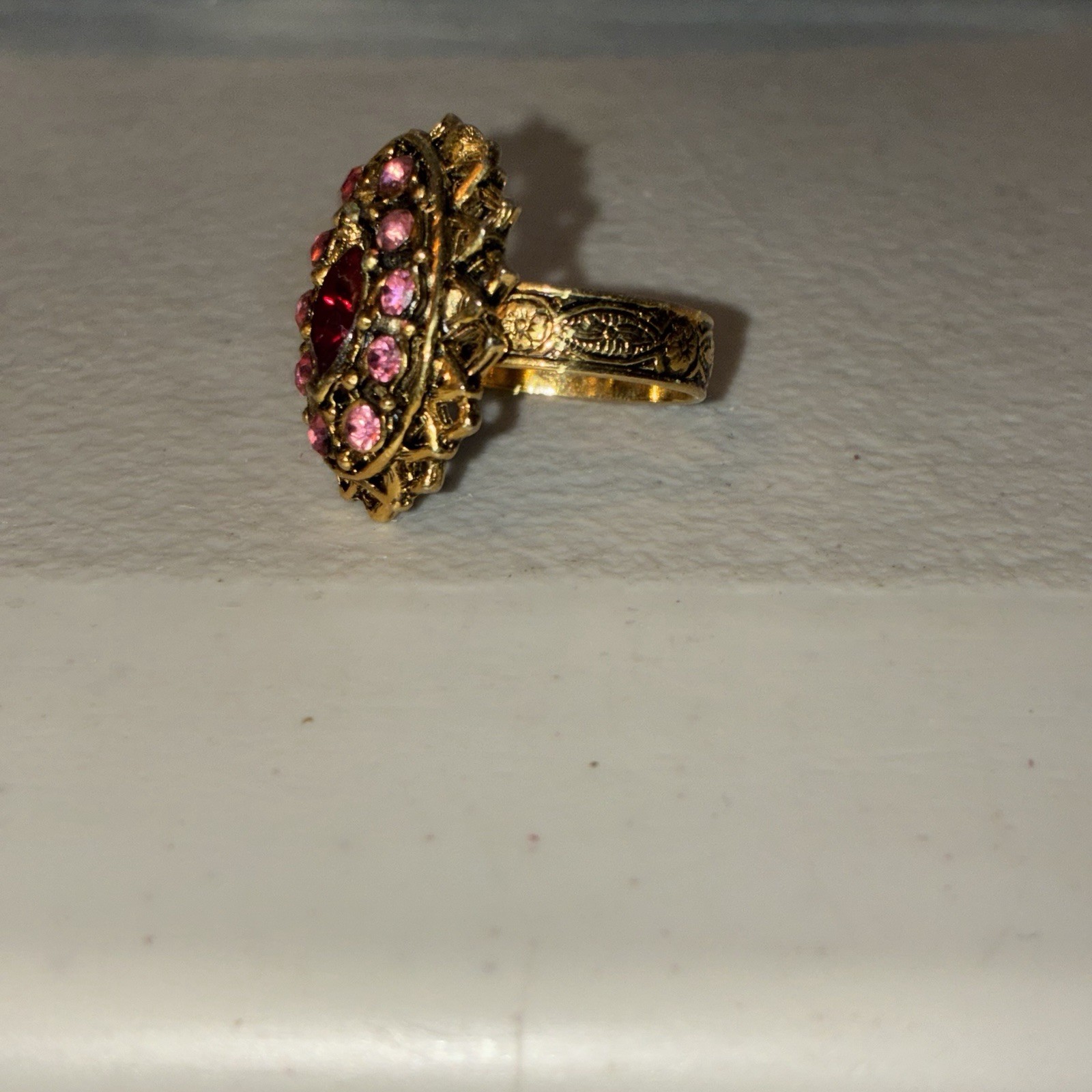 Gold Tone Cocktail Cluster Ring Size 7 Oval Pink & Red Crystal Rhinestones
