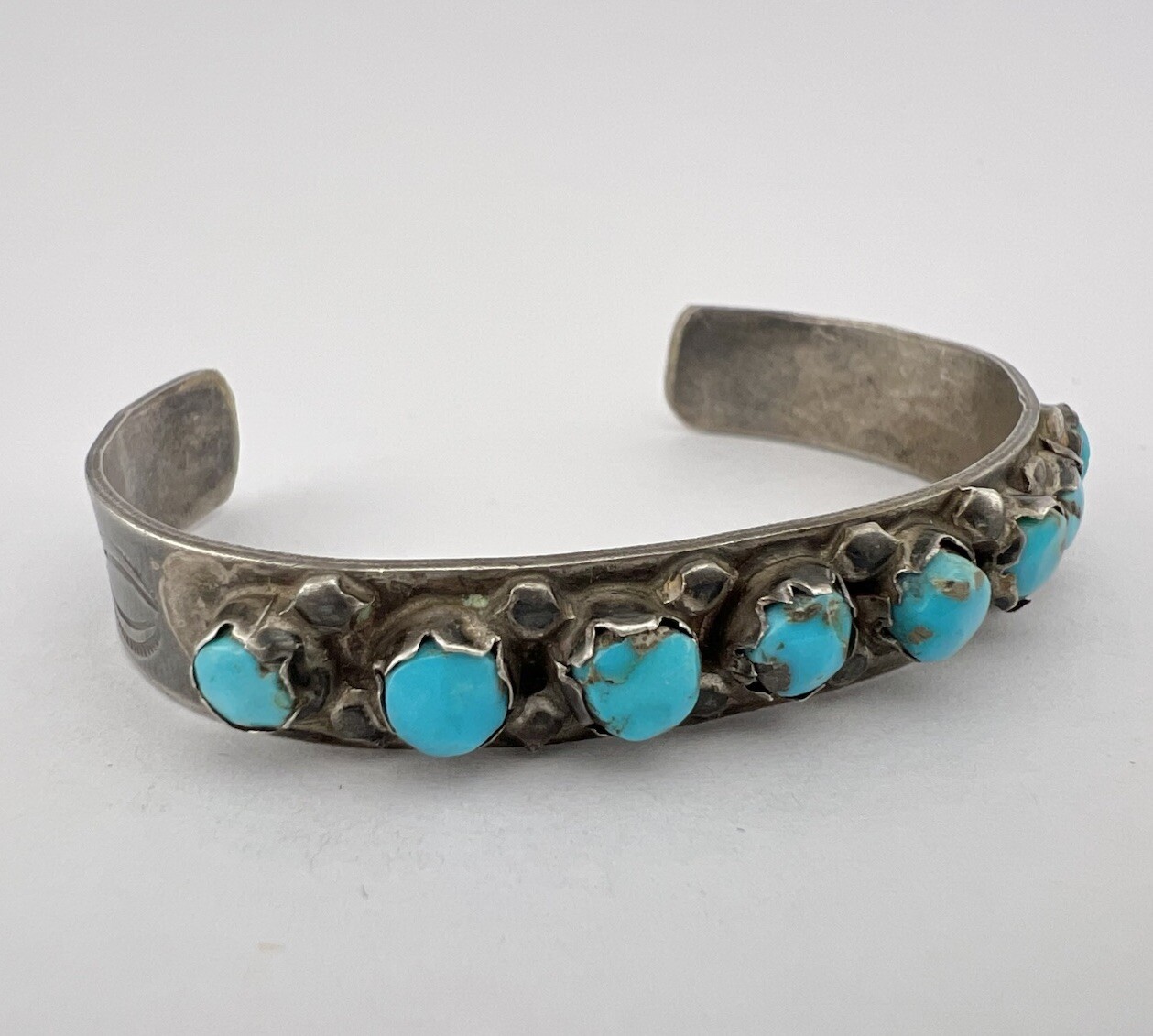 Vtg Fred Harvey Navajo Sterling Silver Turquoise Stamped Row Cuff Bracelet