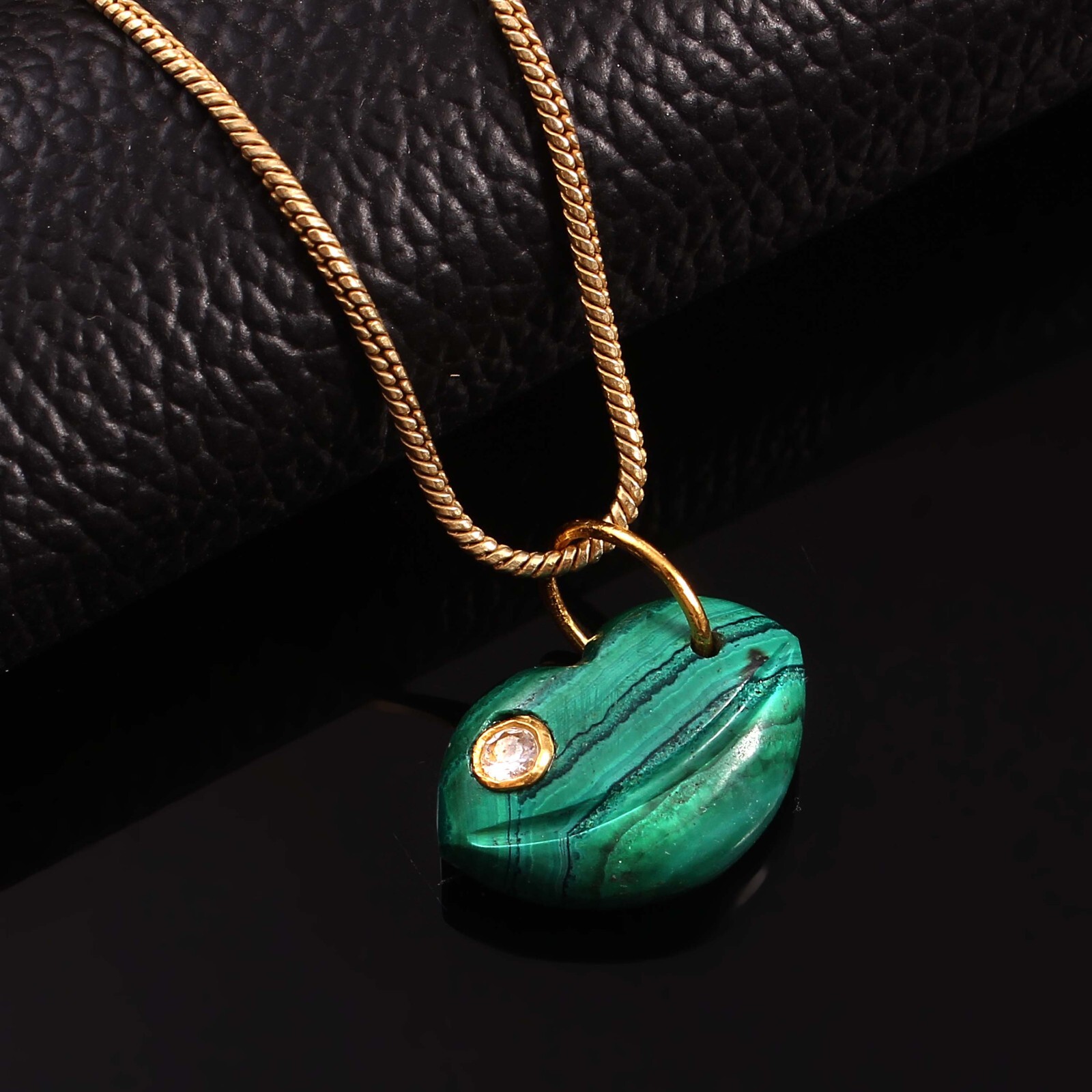 925 Sterling Silver Handmade Lip Shape Gold Plated Malachite & Zircon Necklace