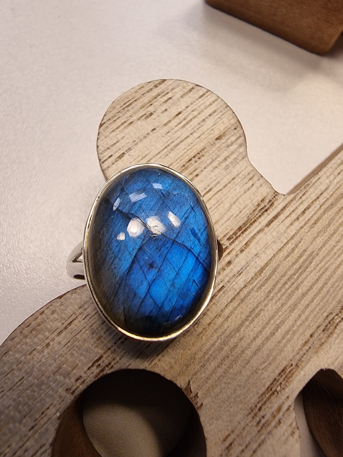 NEW Luxury 925 Sterling Silver Ring with Real Blue Labradorite, Size 6-11, Oval