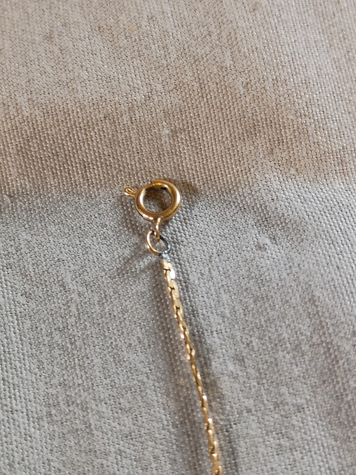 Vintage 17″ 1/20 14k Gold Filled Necklace.
