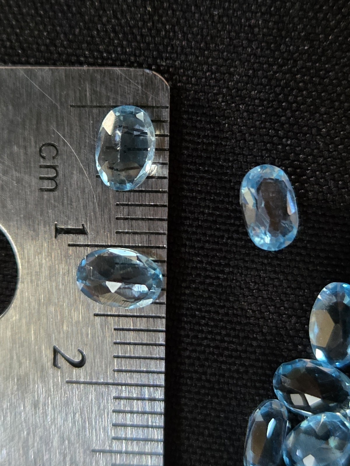 One Loose 6mm X 4mm Oval Cut Natural Blue Swiss Topaz Gemstone Approx .5 Ct