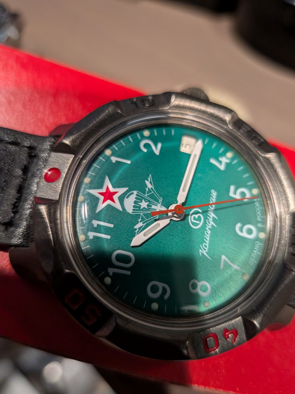 Vostok Komandirskie Paratrooper Dial Manual Watch Russian Military USA Seller