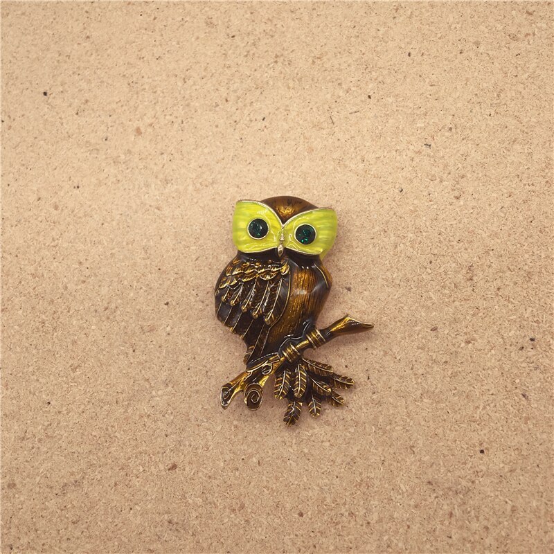 Retro Insect Brooch Forest literary Fresh Pins Woman Accessories Brooches