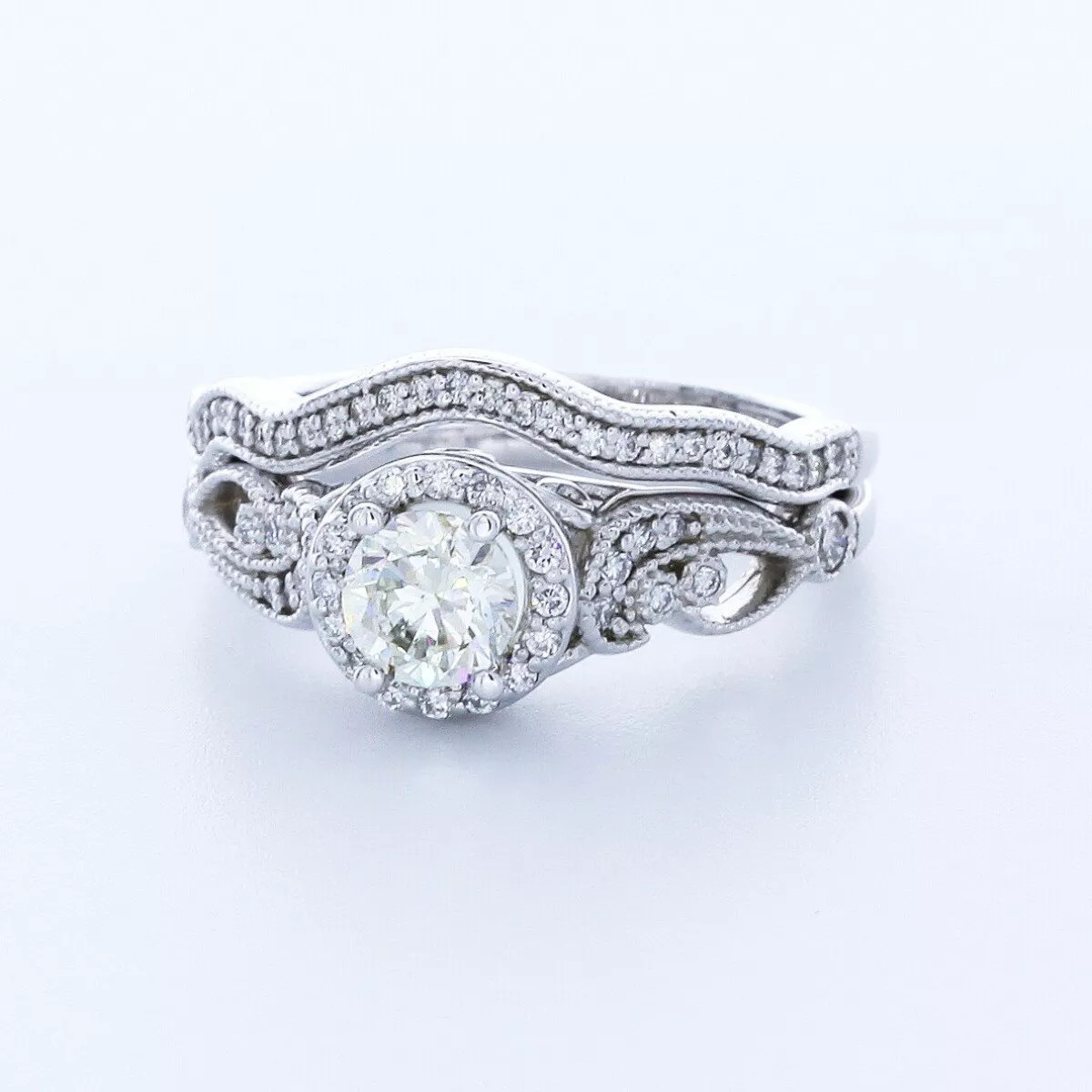 Engagement Ring Set 18K White Gold Halo 1.60 Carat Round Lab-Grown Diamond H VS1