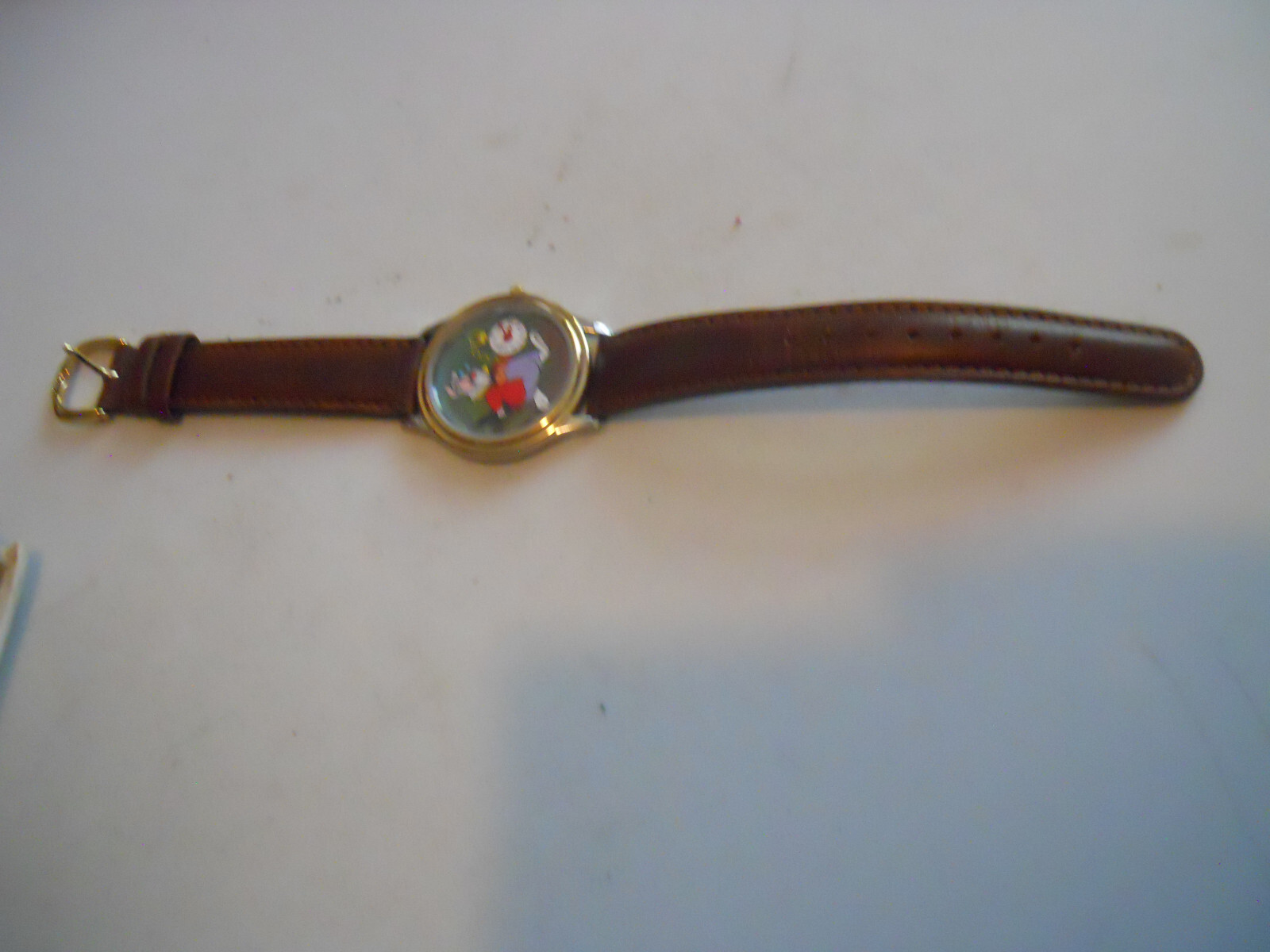 Alice in wonderland men’s leather band.Analog,Quartz & battery watch.3602/7500